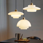 Szklana lampa stołowa – nowoczesny design