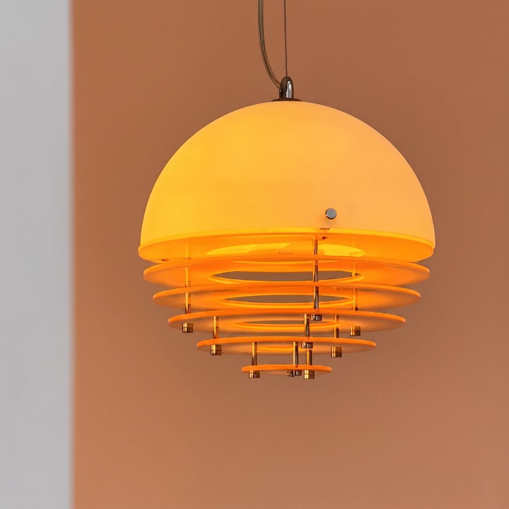 Lampa wisząca z warstwowym efektem zachodu słońca