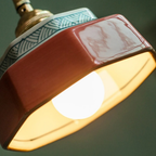 Retro ceramiczna lampa wisząca z miedzianymi akcentami