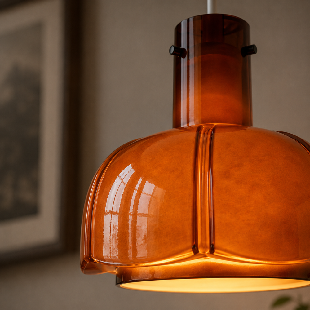 Minimalistyczna szklana lampa wisząca