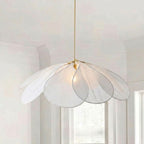 Lampa wisząca w kształcie kwiatu – nowoczesny design