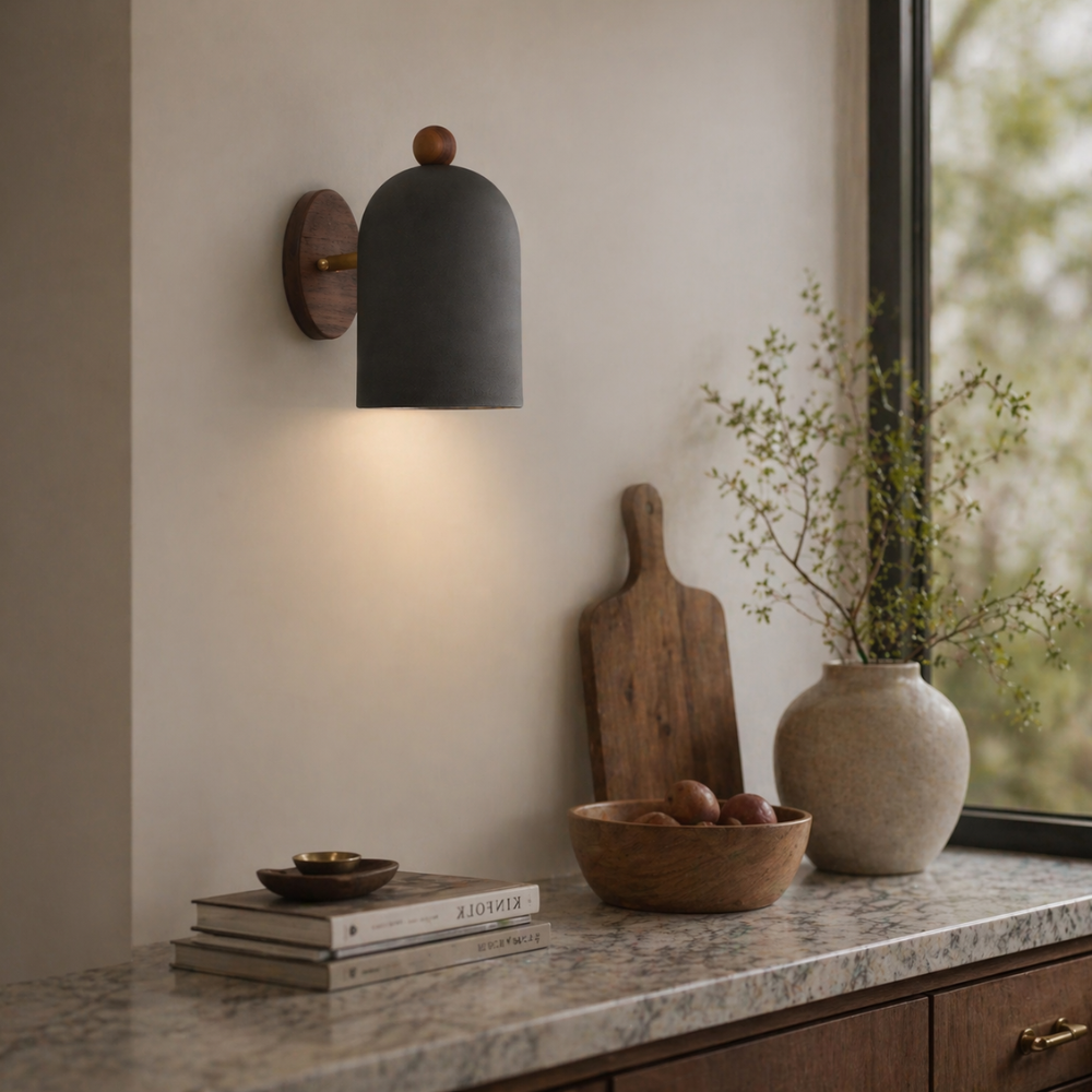Kinkiet drewniany Nordic Dome – minimalistyczne oświetlenie nastrojowe