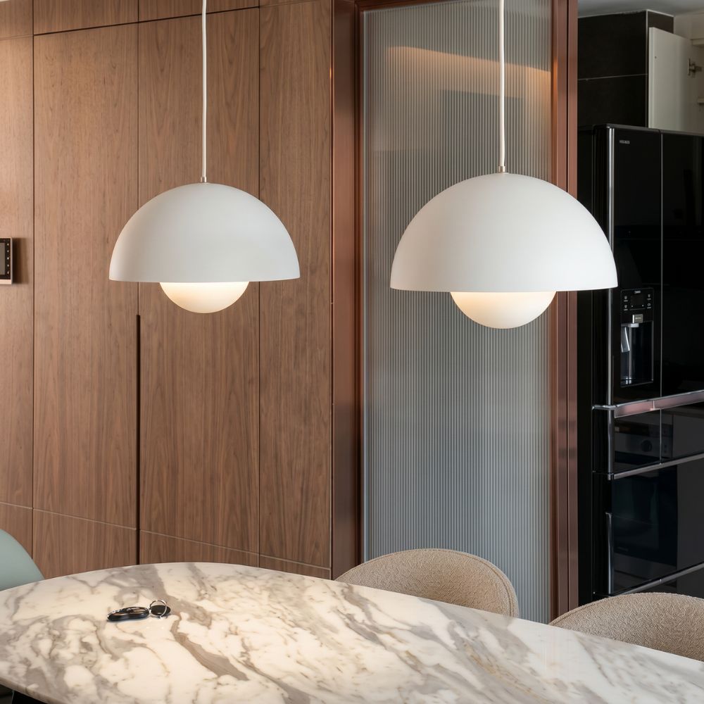 Nowoczesna kolorowa lampa wisząca z kopułą