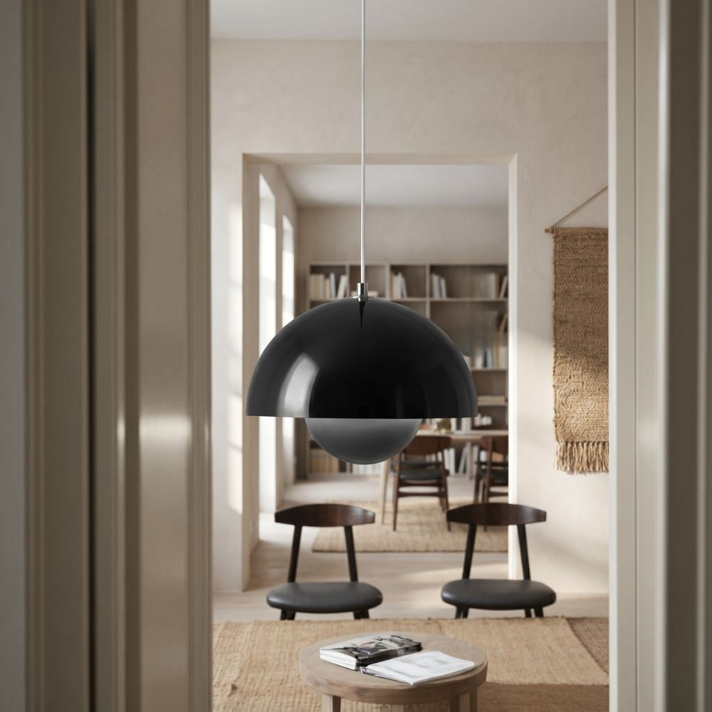 Nowoczesna kolorowa lampa wisząca z kopułą