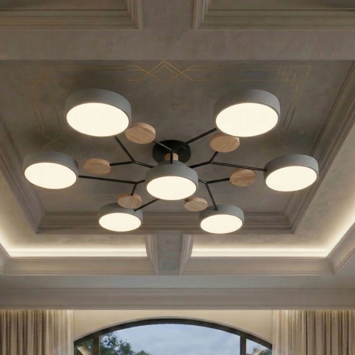 Smukła lampa sufitowa z ręcznie wykończonymi detalami – nowoczesny design