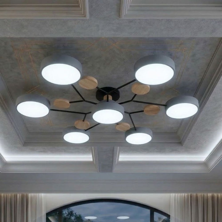 Smukła lampa sufitowa z ręcznie wykończonymi detalami – nowoczesny design