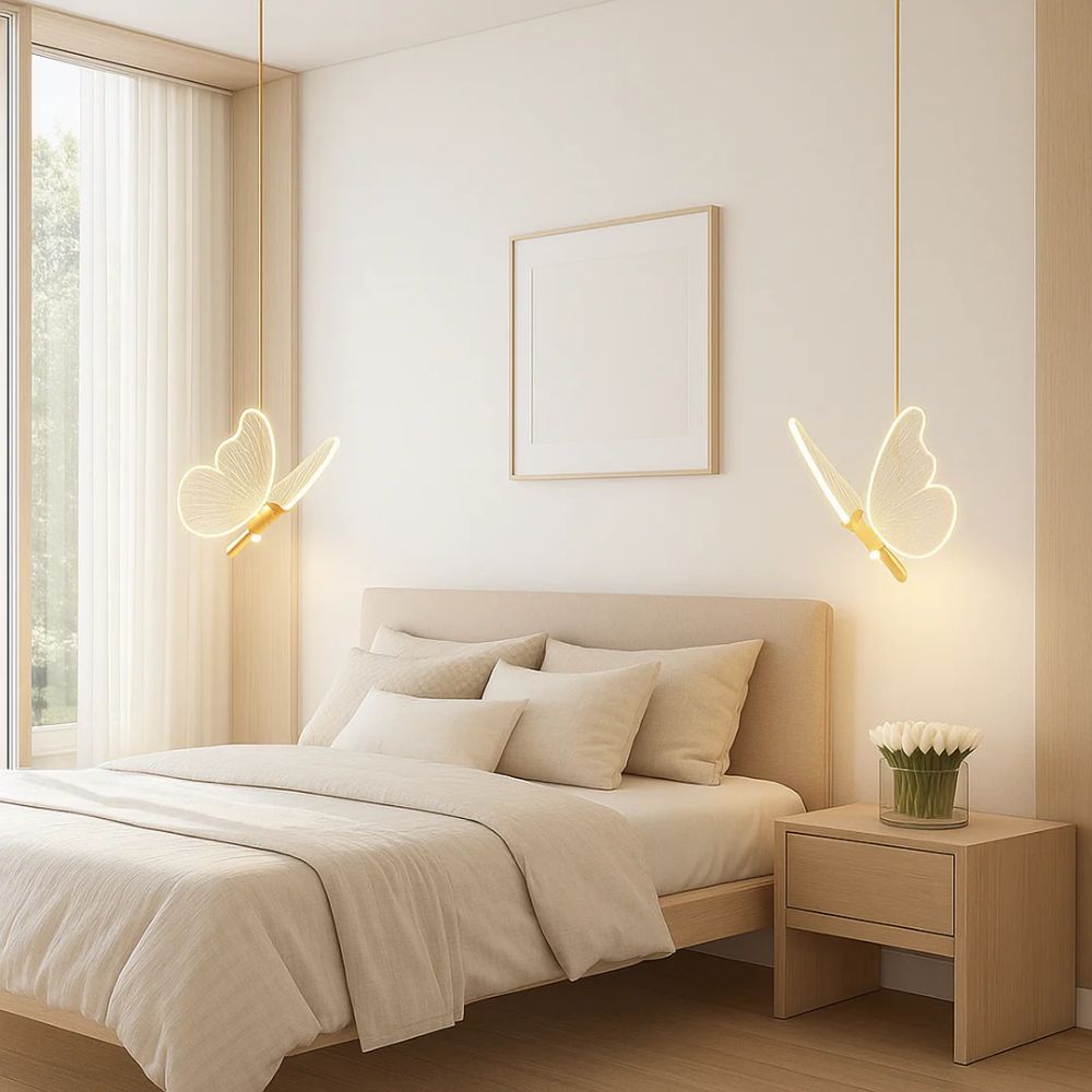Motylkowa złota metalowa lampa wisząca