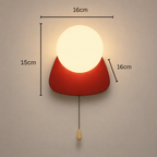 Nowoczesna minimalistyczna kinkietowa lampa kulista z przełącznikiem pociągowym
