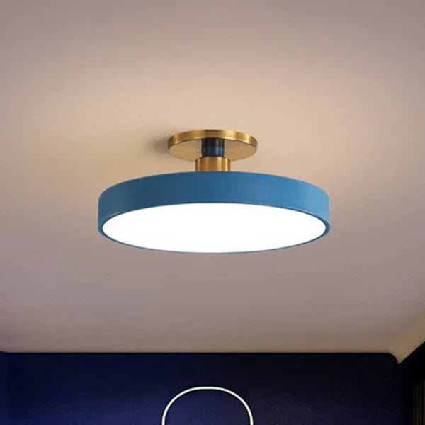 Nowoczesna lampa sufitowa – minimalistyczny design