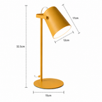 Nowoczesna skandynawska metalowa lampa biurkowa