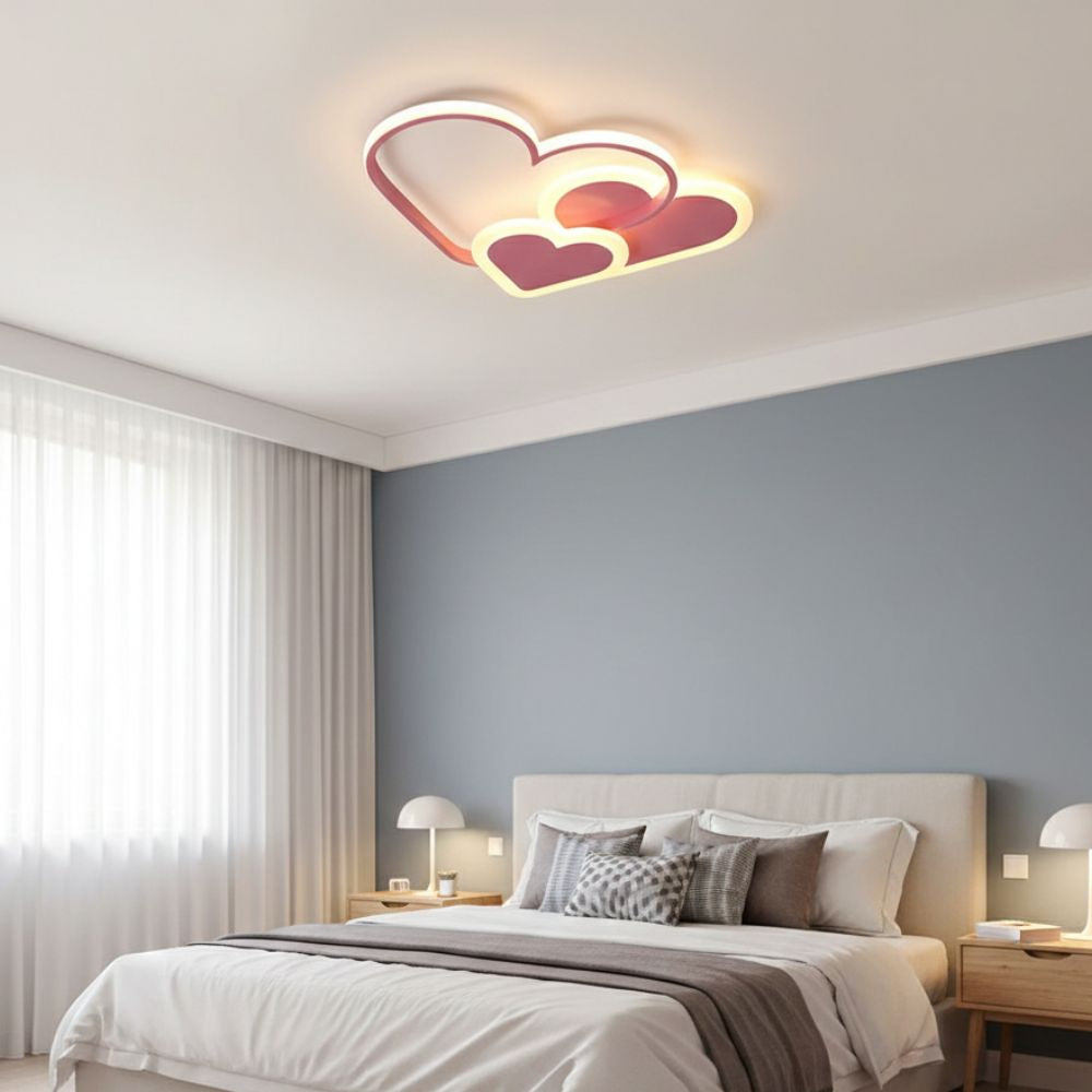 Nowoczesna lampa sufitowa LED w kształcie serca