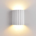 Nowoczesna lampa ścienna Clarity z żywicy, styl nordycki