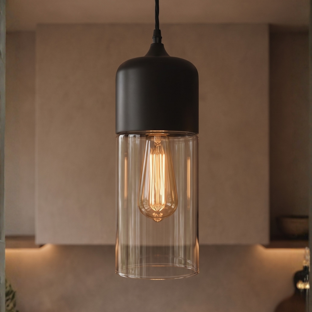 Lampa wisząca z drewna i szkła w stylu skandynawskim