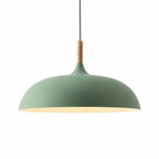 Nordycka lampa wisząca z drewnianym akcentem