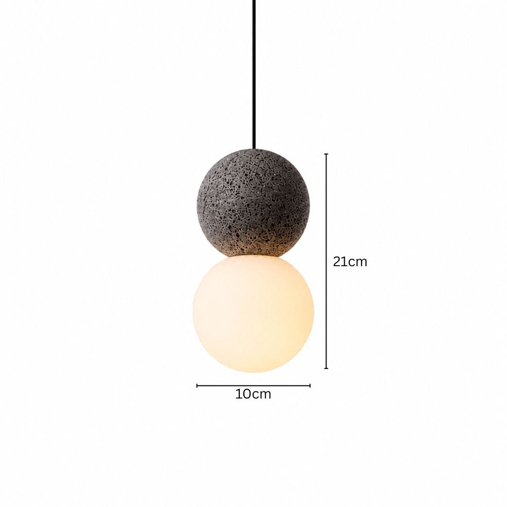 Nordycka lampa wisząca z cementu i szkła opalowego