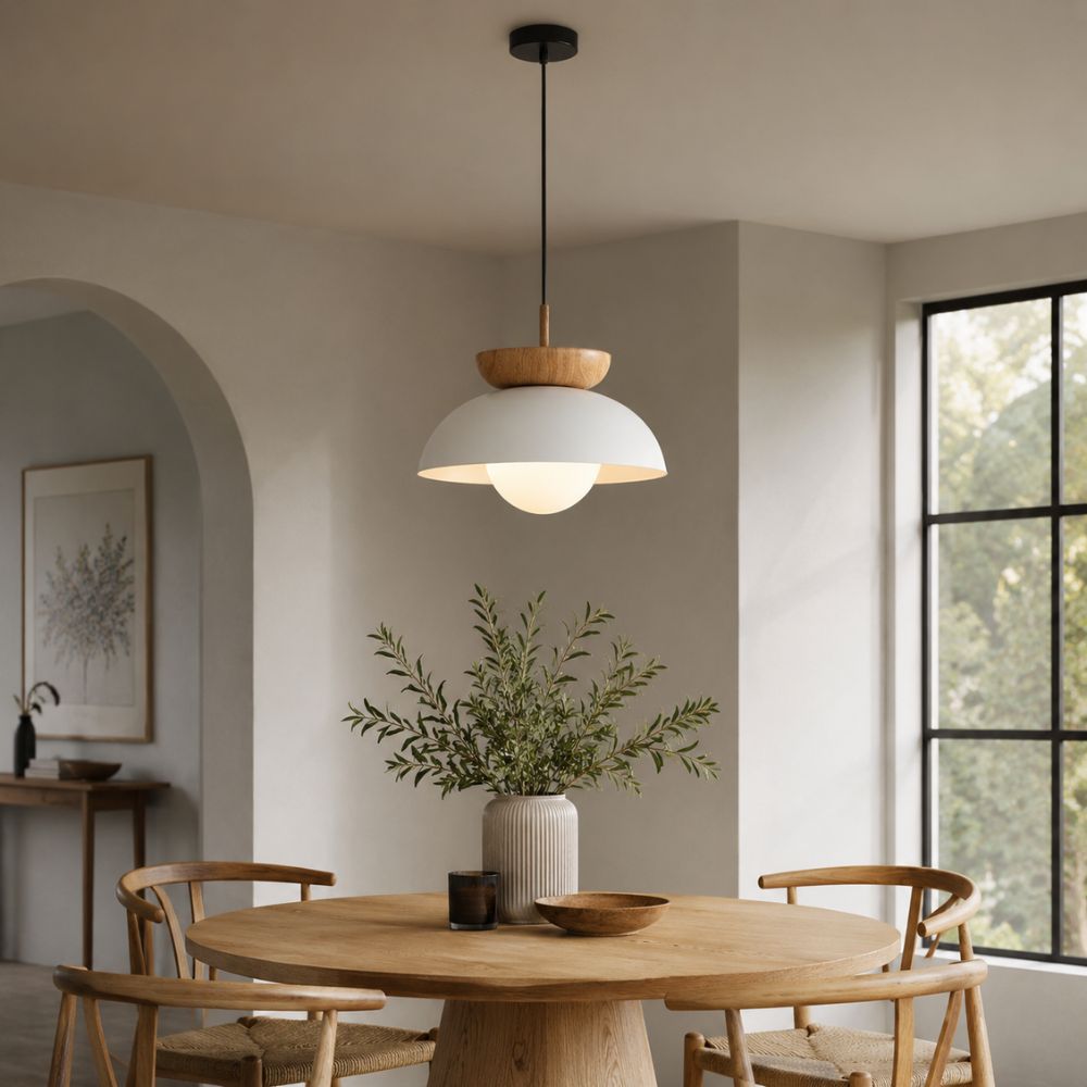 Nordycka lampa wisząca E27 z detalem w odcieniu drewna
