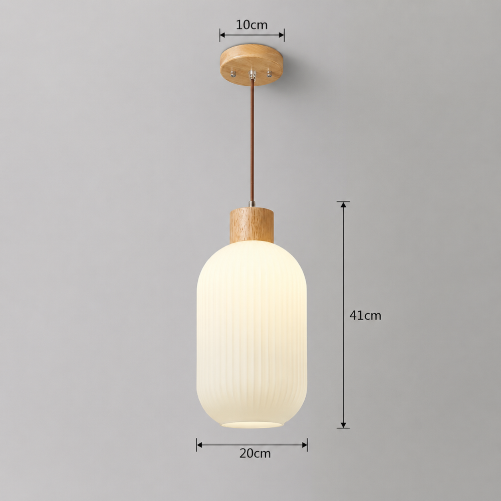 Minimalistyczna lampa wisząca o delikatnym blasku