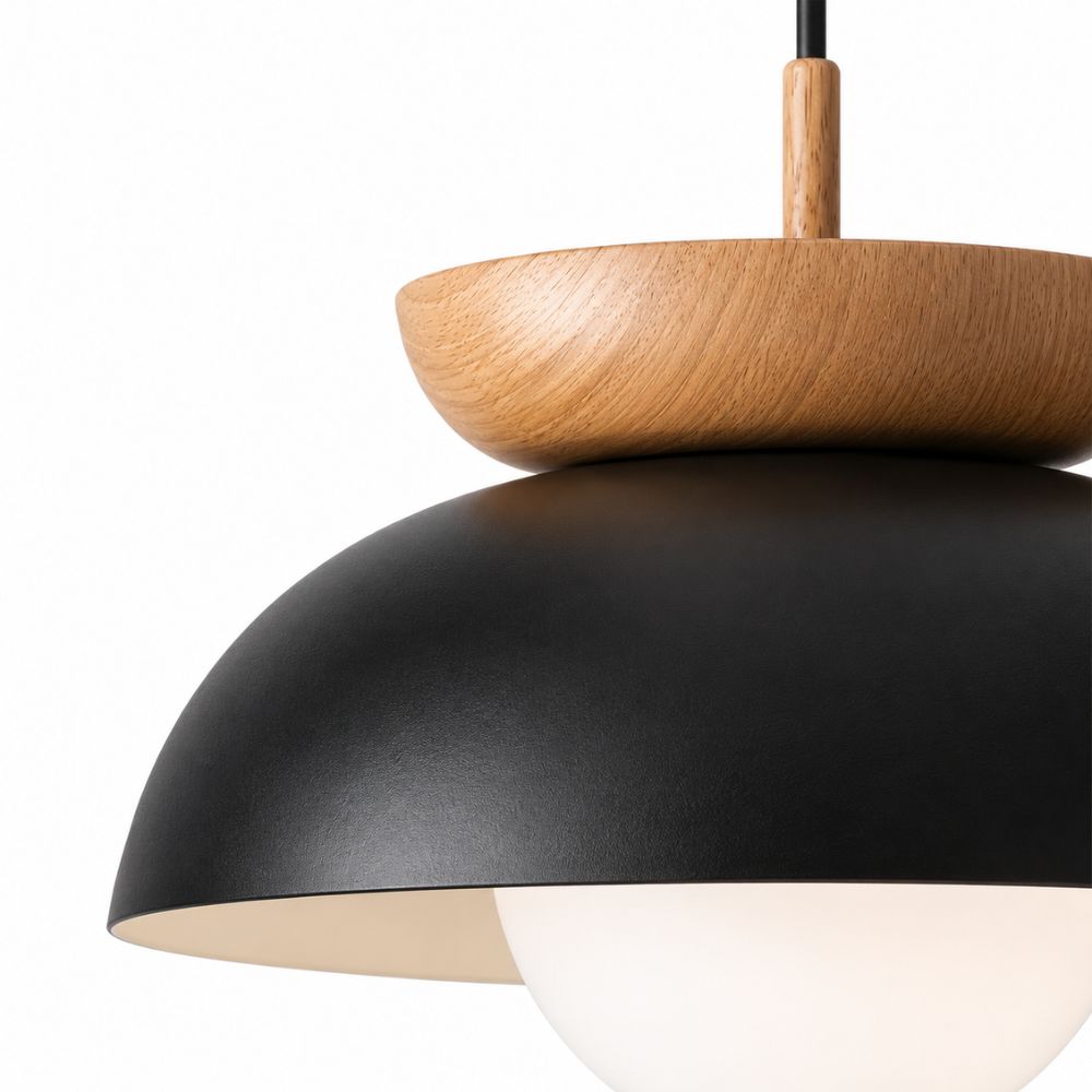 Nordycka lampa wisząca E27 z detalem w odcieniu drewna