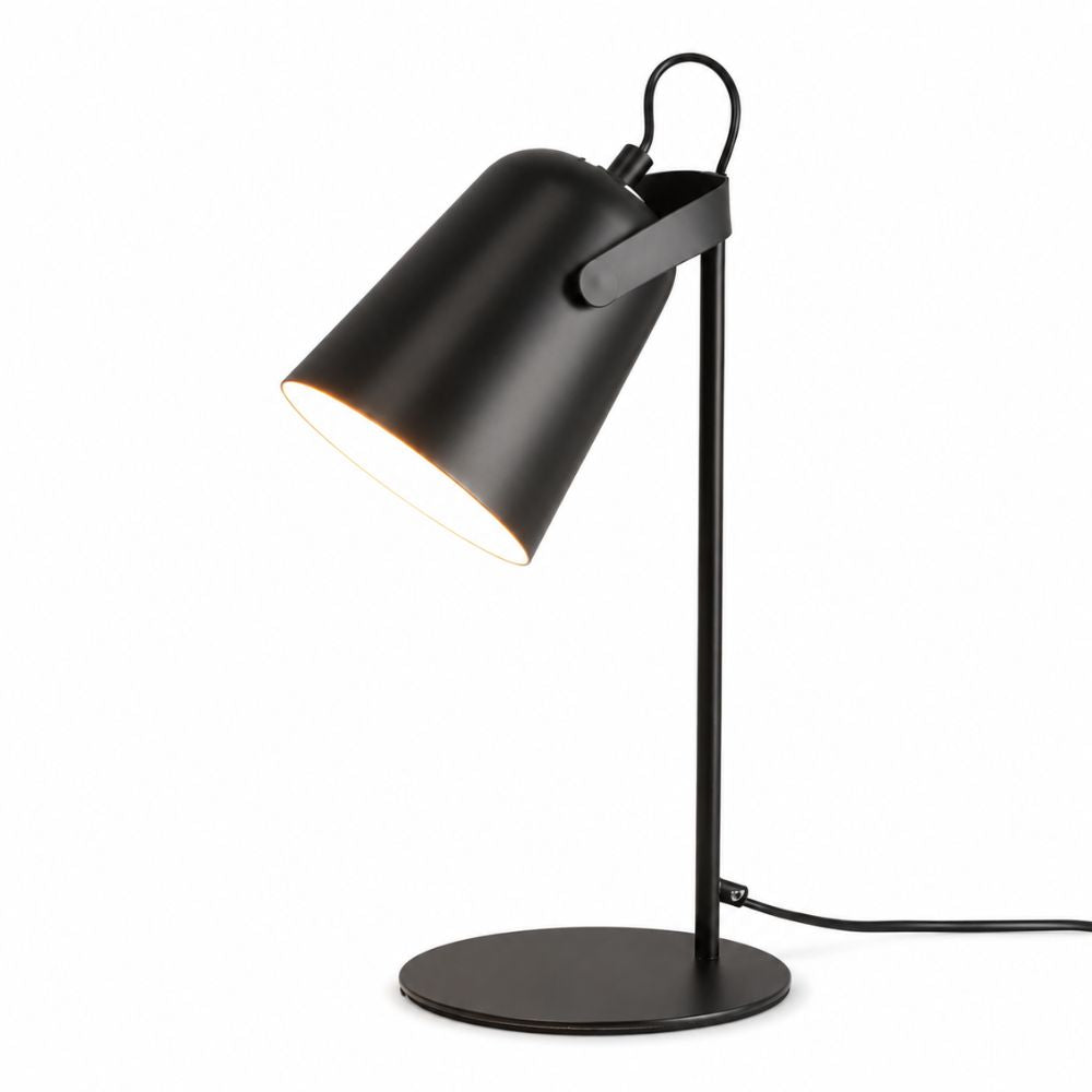 Nordycka lampka biurkowa do czytania
