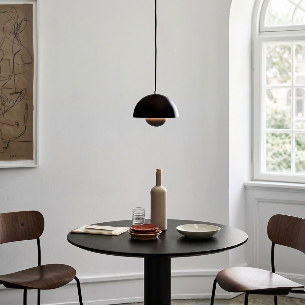 Regulowana lampa wisząca led z kopułą