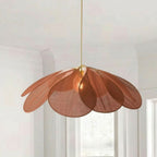 Lampa wisząca w kształcie kwiatu – nowoczesny design