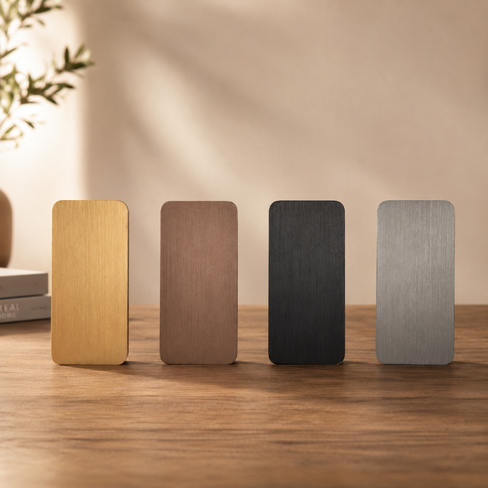 Nowoczesny minimalistyczny kinkiet LED góra–dół