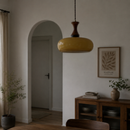 Nowoczesna drewniana lampa sufitowa z bursztynowym kloszem