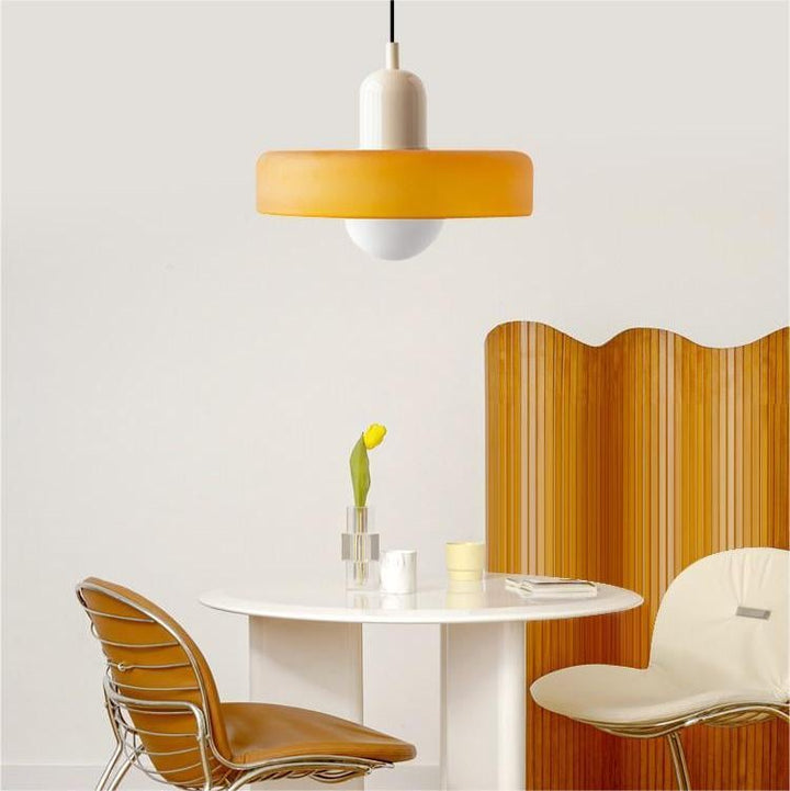 Lampa sufitowa w kształcie kuli – nowoczesny design