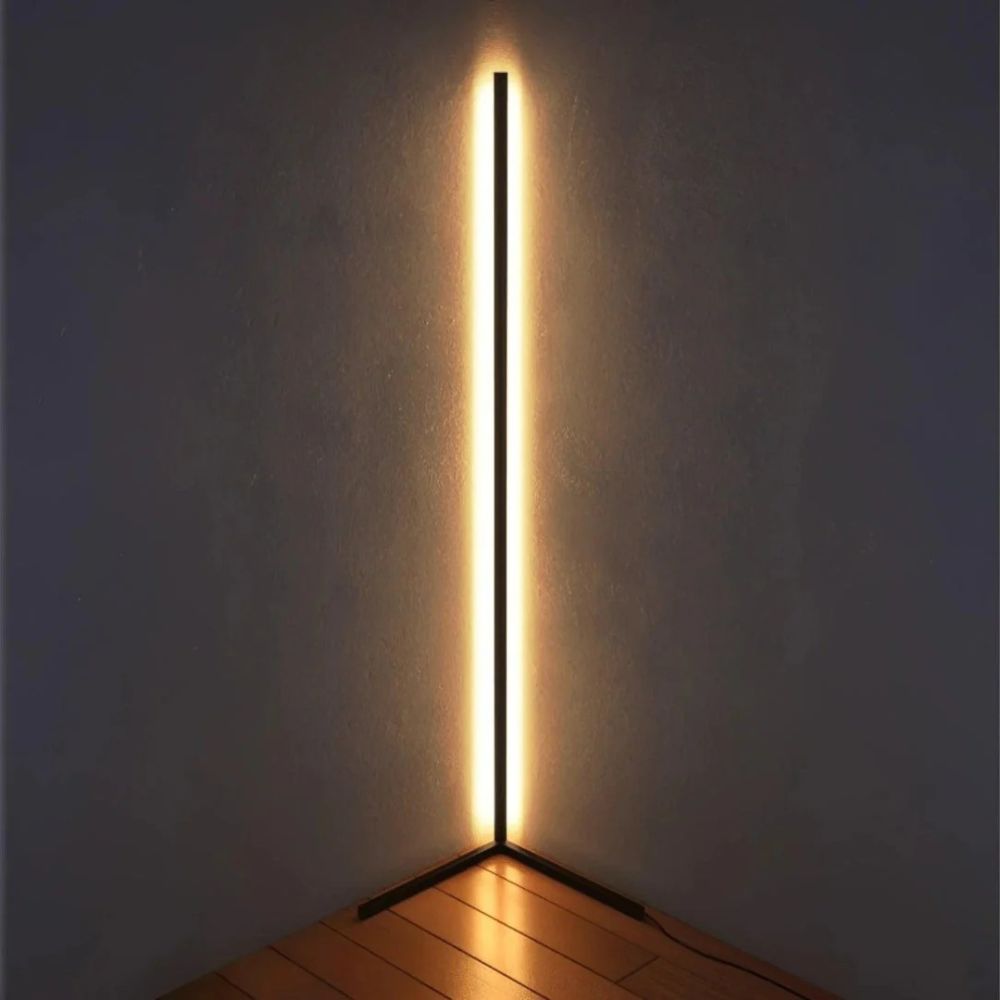 Ambientowa narożna lampa podłogowa LED
