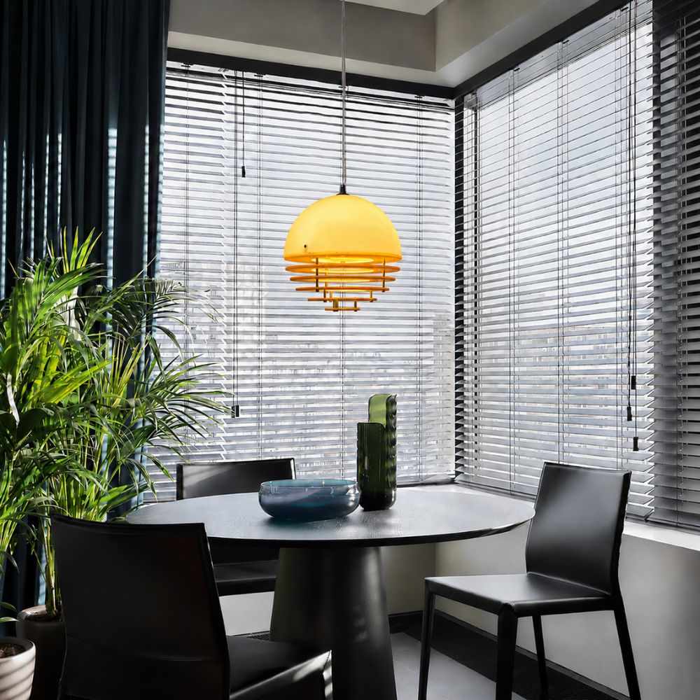 Lampa wisząca z warstwowym efektem zachodu słońca