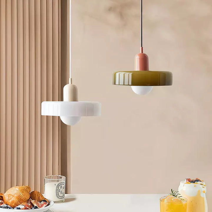 Lampa sufitowa w kształcie kuli – nowoczesny design