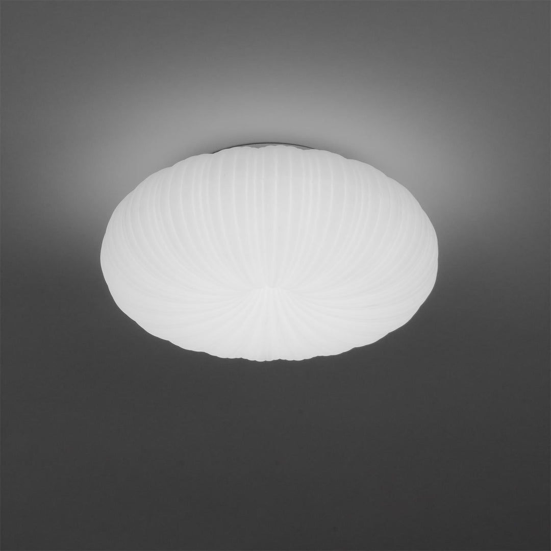 Lampa stołowa LED – nowoczesne oświetlenie do pokoju