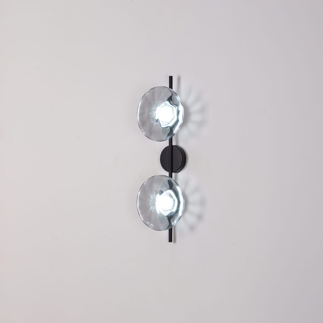 Lampa ścienna Ceto z okrągłym kloszem w stylu skandynawskim