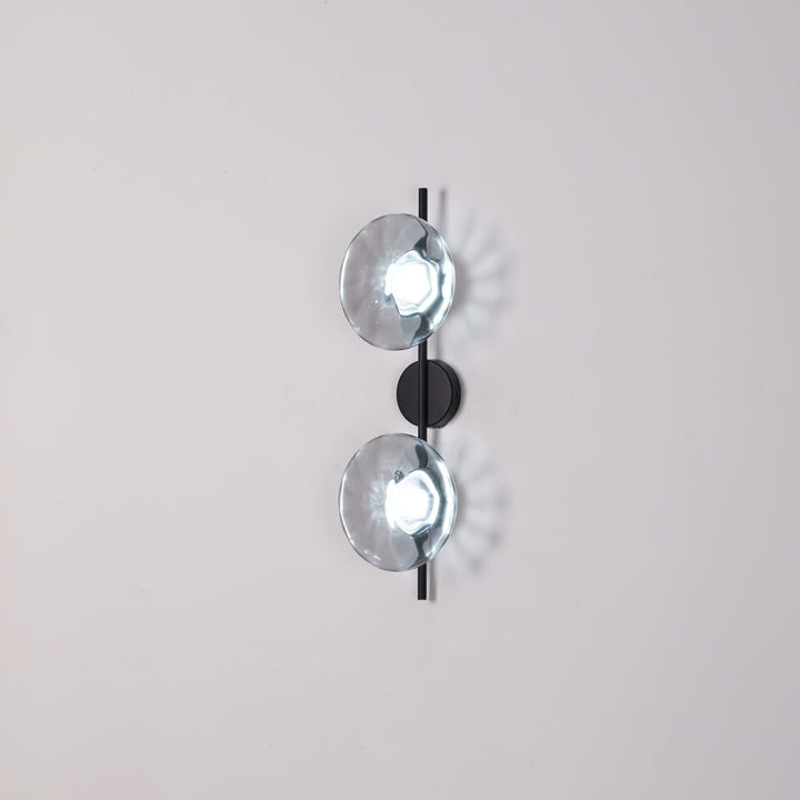 Lampa ścienna Ceto z okrągłym kloszem w stylu skandynawskim