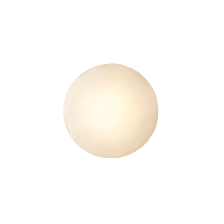 Lampa ścienna Ceto z okrągłym kloszem w stylu skandynawskim