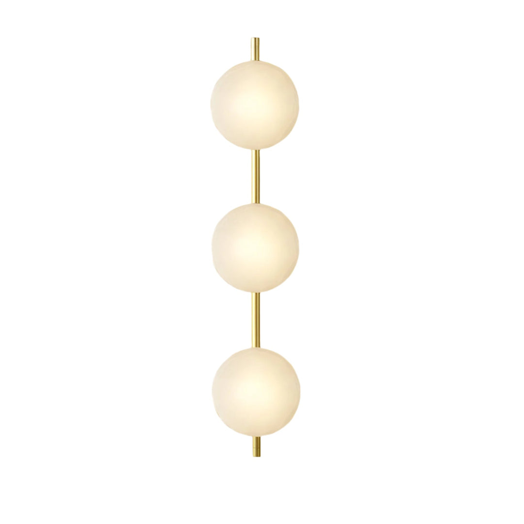 Lampa ścienna Ceto z okrągłym kloszem w stylu skandynawskim