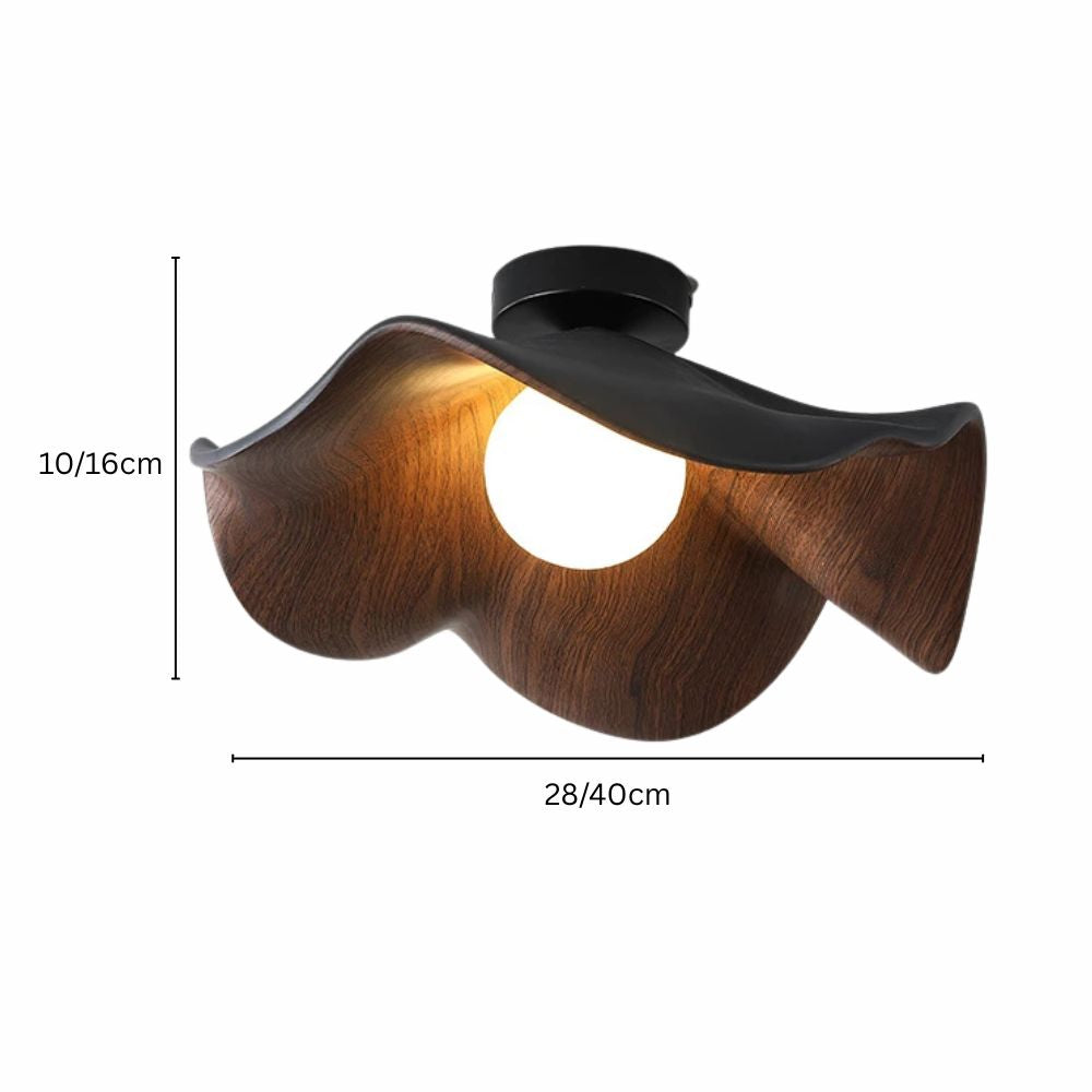 Lampa sufitowa z zakrzywionym wzorem drewna