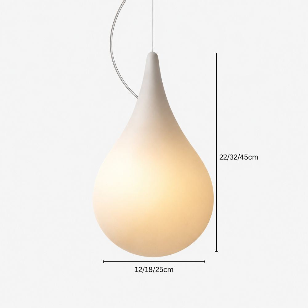Zewnętrzna lampa kropla z ciepłym światłem