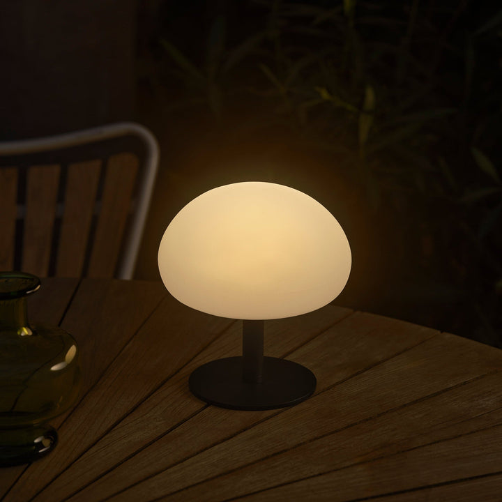 Bezprzewodowa lampka stołowa – LED akumulatorowa