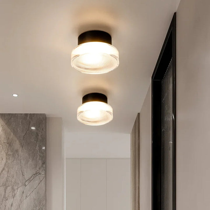 Lampa ścienna – minimalistyczny design