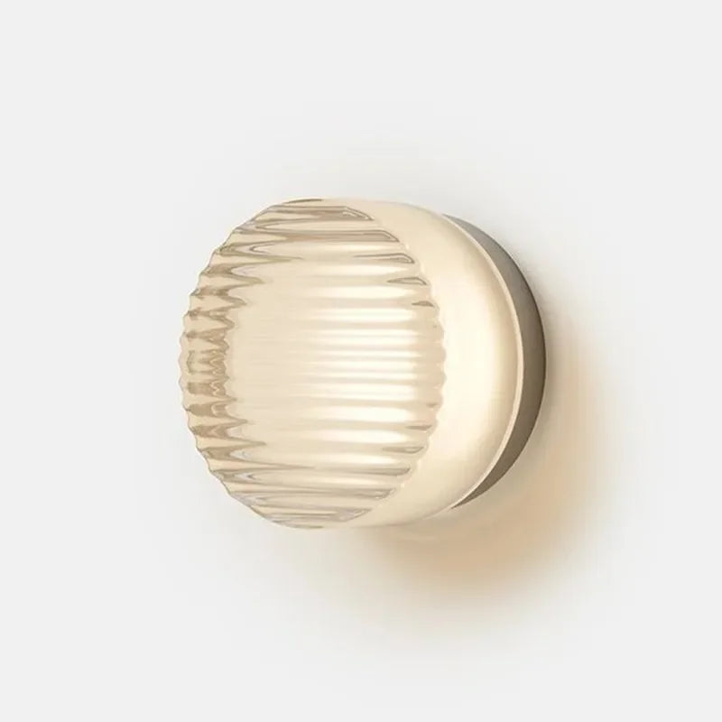 Lampa ścienna – minimalistyczny design
