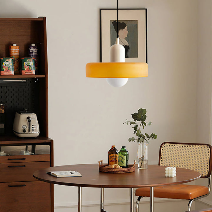 Lampa sufitowa w kształcie kuli – nowoczesny design