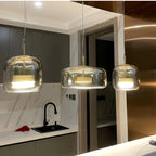 Nowoczesna lampa sufitowa z szklaną kloszem i LED, styl retro