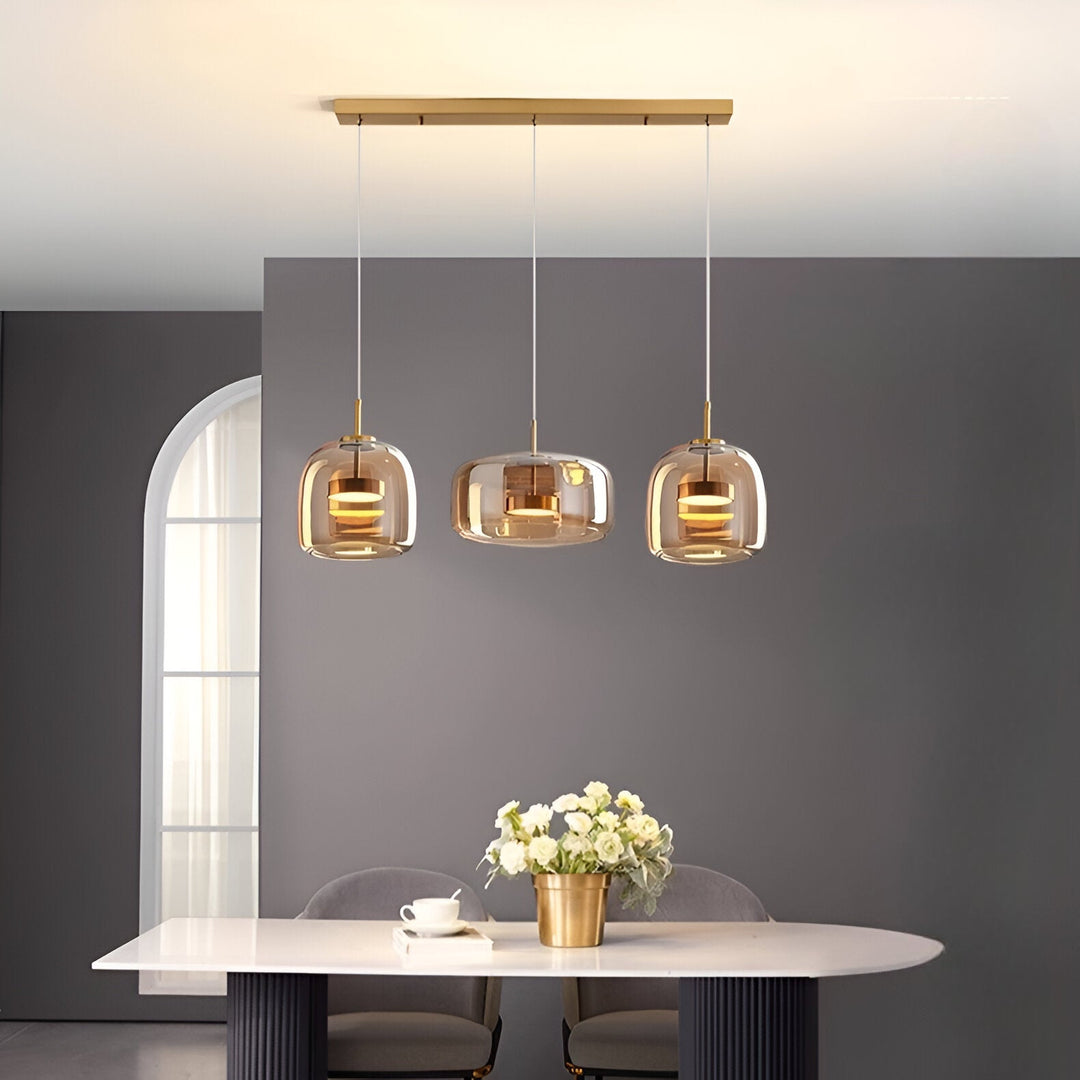 Nowoczesna lampa sufitowa z szklaną kloszem i LED, styl retro