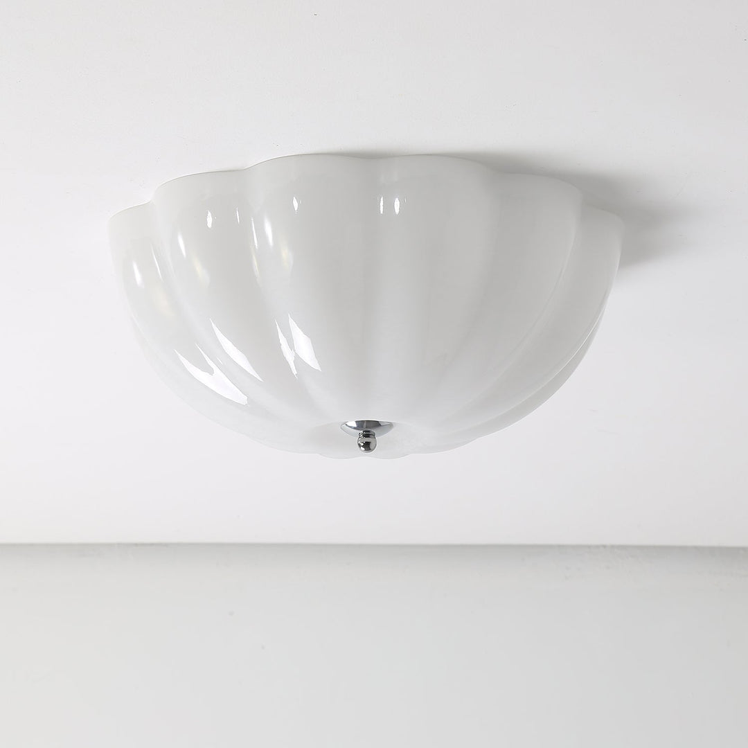 Szklana lampa sufitowa natynkowa opalowa