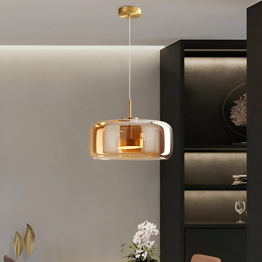 Nowoczesna lampa sufitowa z szklaną kloszem i LED, styl retro