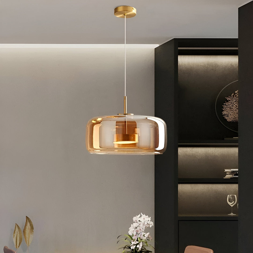 Nowoczesna lampa sufitowa z szklaną kloszem i LED, styl retro