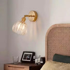Lampa stołowa w stylu retro – dekoracyjne oświetlenie