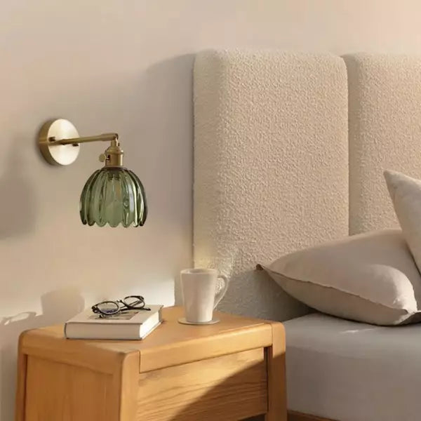 Lampa stołowa w stylu retro – dekoracyjne oświetlenie