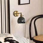 Lampa stołowa w stylu retro – dekoracyjne oświetlenie